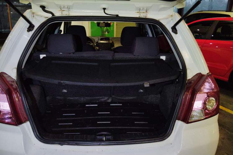 Used Geely Auto Diamond 2014 CROSS 1.5L Manual Entry-Level Model