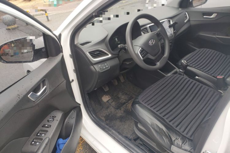 Used Hyundai Verna (new generation) 2020 1.4L Manual GLS Cool Edition Driver Seat