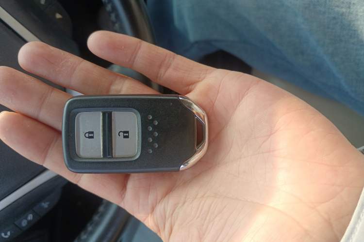 Used Honda CR-V 2015 2.4L two-wheel drive luxury version