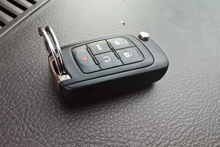 Used Buick GL8 2011 3.0L GT Luxury Business Haoya Edition