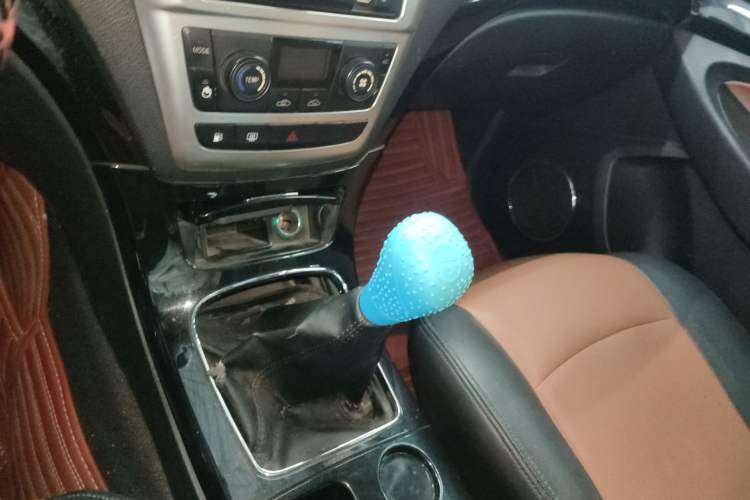 Used Foday Landfort 2016 1.9T Diesel Two-Wheel Drive Elite Edition 5 Seats