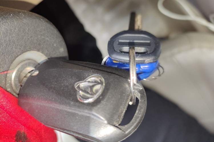 Used CHANGAN KAICHENG Ounuo S 2012 1.3L Standard Version
