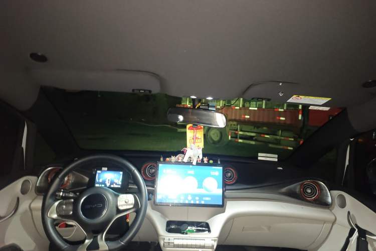 Used BYD Dolphin 2021 405 km Free Version
