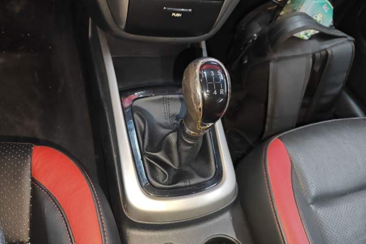 Used Changan Eado 2015 1.6L Manual Junku Model China V Standard
