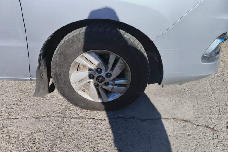 Used JAC Refine M4 2016 2.0L Manual Luxury Version