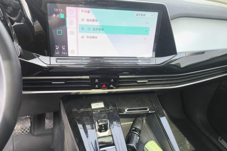 Used Volkswagen Talagon 2022 380TSI Four-Wheel Drive Flagship Shengjing Edition 6 Seats Audio And AC Panel