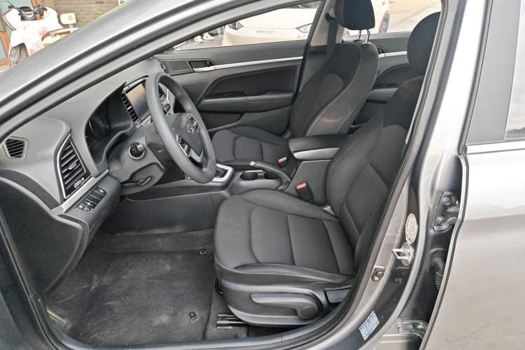 Used Hyundai Elantra (6th Generation / Lingdong) 2016 1.6L Automatic ZhiXuan – Elite Version Left Front Seat