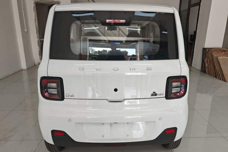 Used Geely Galaxy Panda 2024 Panda Mini 200km Endurance Bear