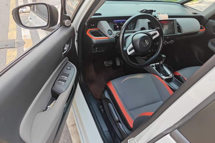 Used Honda LIFE 2021 1.5L CVT SPO-SS Dynamic Edition Driver Seat