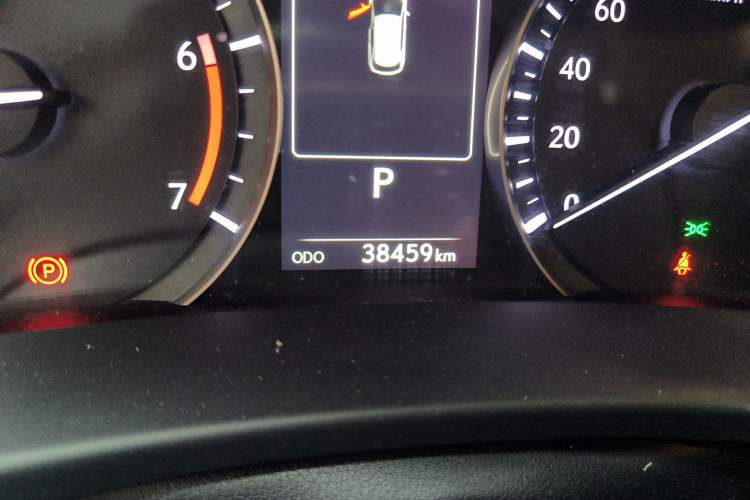 Used Lexus RX 2020 Facelifted 300 4x4 Elegant Edition Odometer Close Up