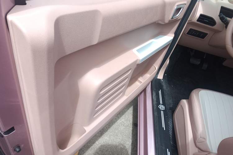 Used Geely Galaxy Panda 2023 Panda Mini 200km Endurance Bear