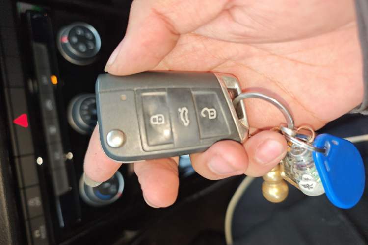 Used Volkswagen T-ROC 2021 280TSI DSG Two-Wheel Drive Comfort Connect Edition
