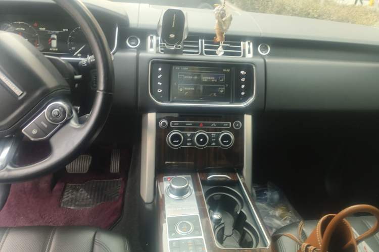 Used Land Rover Range Rover 2016 3.0 SC V6 Vogue SE Long-Wheelbase Edition
