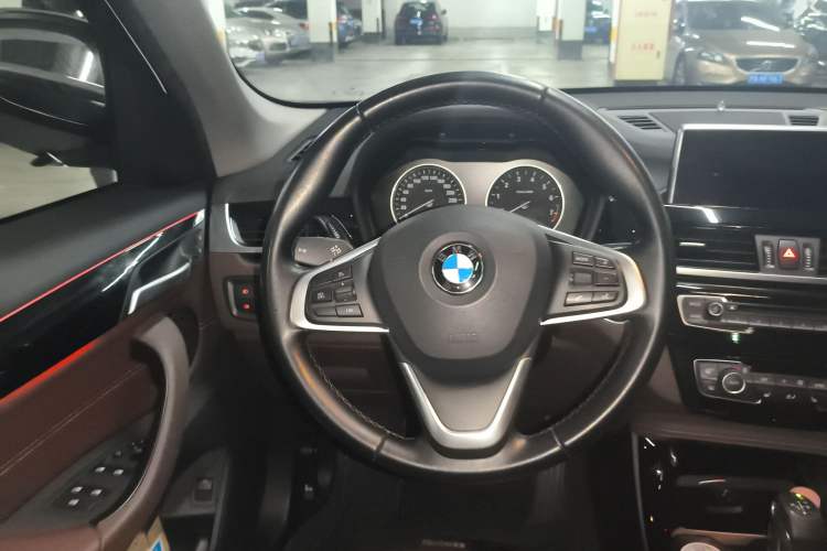 Used BMW X1 2016 xDrive20Li Luxury Model
