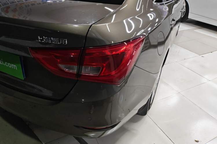 Used Buick GT 2015 15N Automatic Elite Version Right Rear Taillight