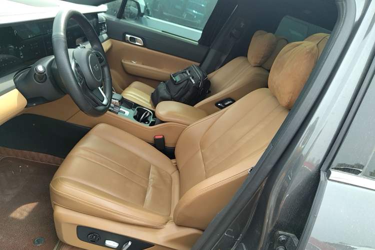 Used Li Auto ONE 2020 Extended-Range 6-Seater Version Left Front Seat