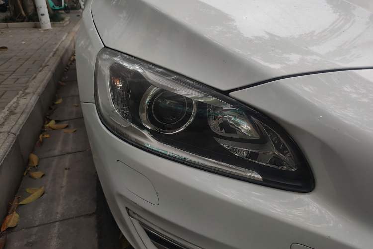 Used Volvo S60 2019 S60L T3 Intelligent Upgrade Edition Right Front Headlight