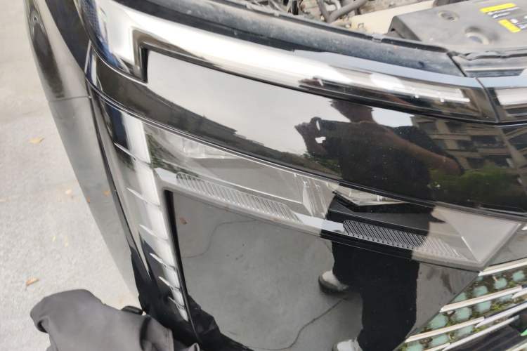 Used GAC Trumpchi E8 New Energy 2024 150km MAX Right Front Headlight