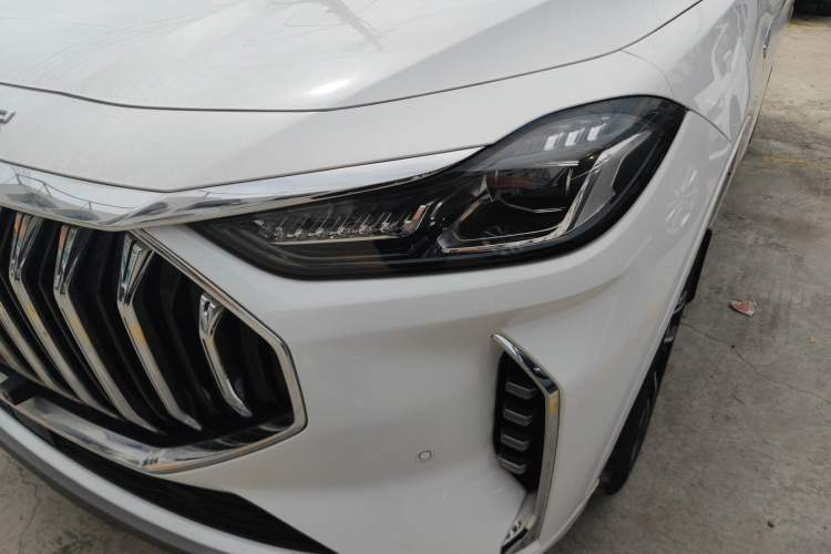 Used JETOUR X70 PLUS 2023 1.6T DCT Stronger PRO+ 5-Seater
