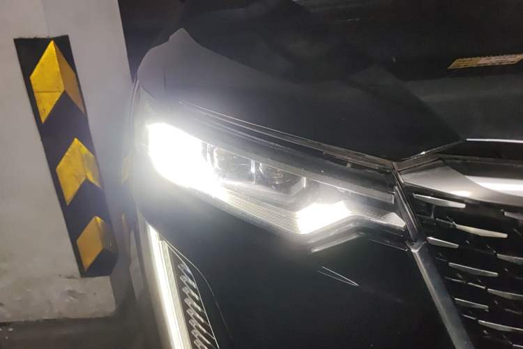 Used Cadillac XT6 2022 2.0T 7-Seater Four-Wheel Drive Luxury Standard Edition