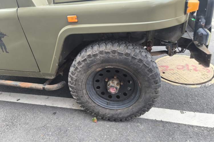 Used BAW 212 Classic 2016 2.0L Van Four-wheel Drive Luxury Version China IV
