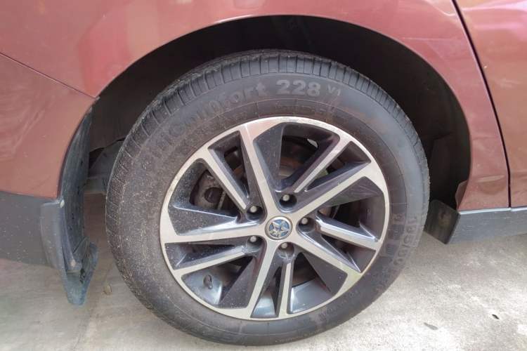 Used Venucia D60 2018 1.6L CVT Smart Connect Elite Edition