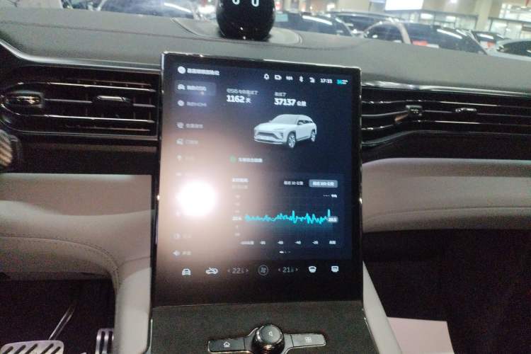 Used Nio ES6 2022 75 kWh Sport Edition Audio And AC Panel