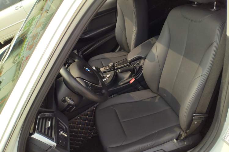 Used BMW 3 Series 2017 320Li Fashion Model
