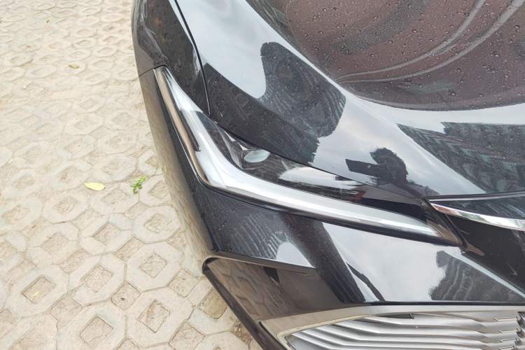 Used Toyota Avalon 2024 2.0L Ambition Edition Right Front Headlight