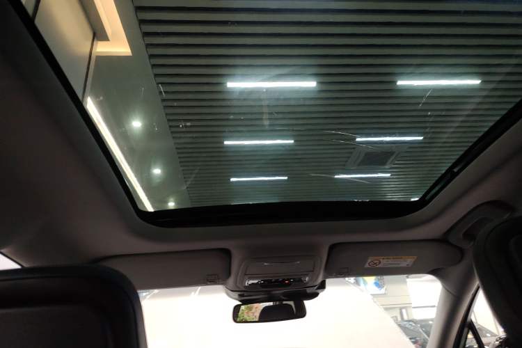 Used Lincoln Corsair 2022 2.0T Two-Wheel Drive Luxury Edition