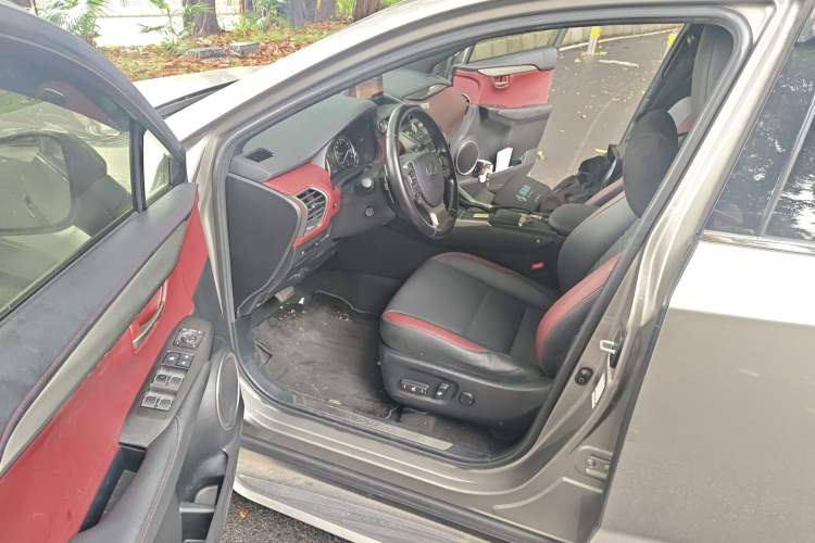 Used Lexus NX 2020 300h Front-Drive Fēngyuè Version China VI Standard
