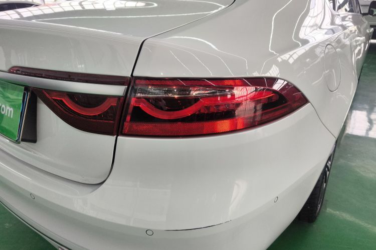 Used Jaguar XFL 2024 2.0T P250 Two-Wheel Drive Prestige Luxury Edition