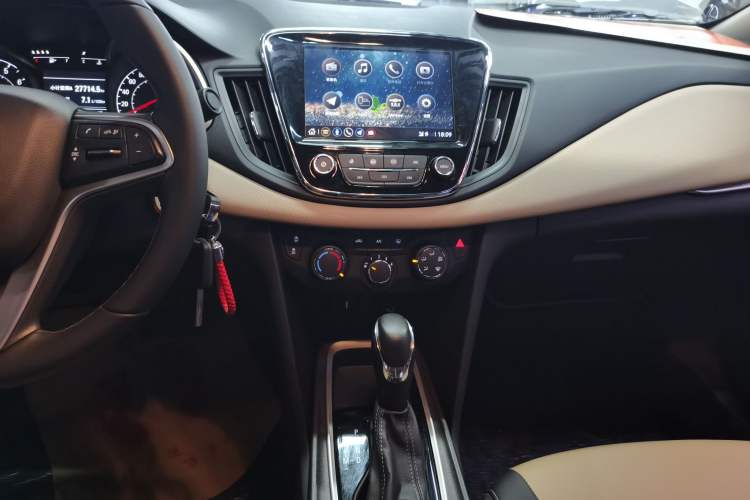 Used Chevrolet Monza 2020 320 Automatic Enjoyment Edition Audio And AC Panel