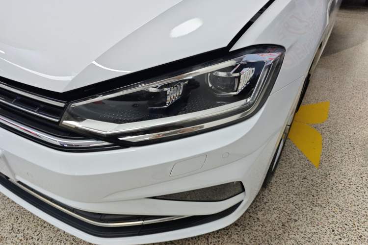 Used Volkswagen Golf Sportsvan 2019 280TSI Automatic Voyage Model China V Standard Left Front Headlight