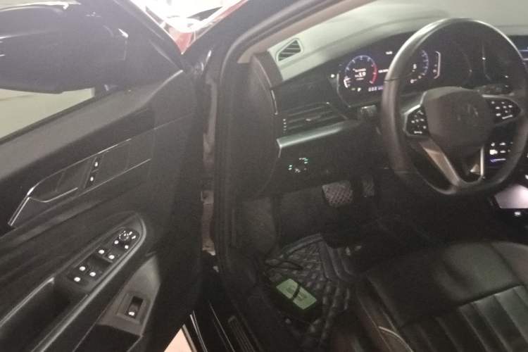 Used Volkswagen Passat 2023 Revised 330TSI Elite Edition Driver Seat