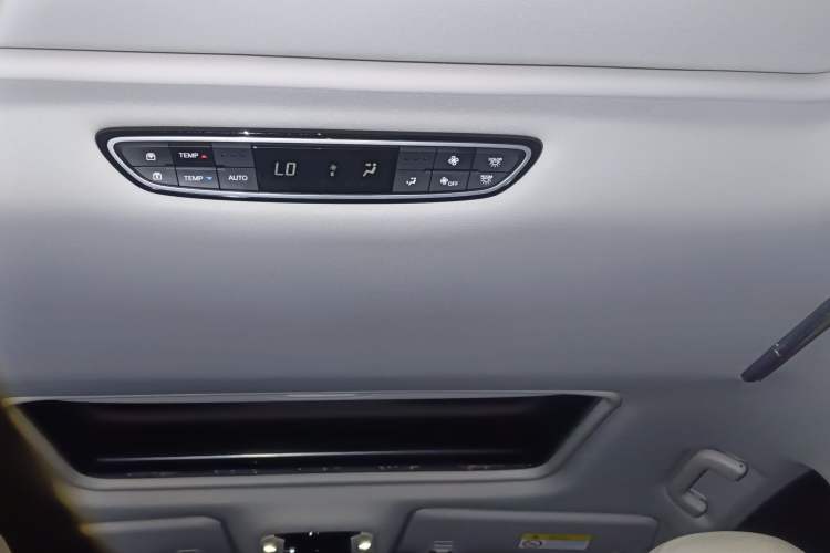 Used GAC Trumpchi M8 2023 Lingxiu Series 390T Prestige Edition Headliner