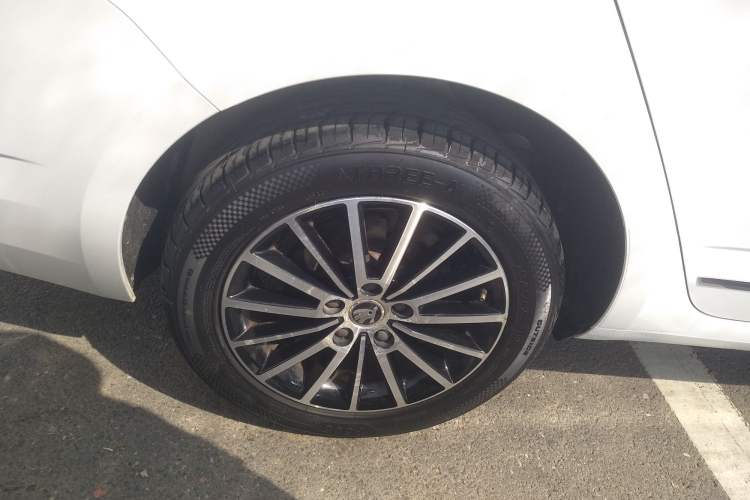 Used Skoda Octavia 2018 1.6L Automatic Luxury Edition