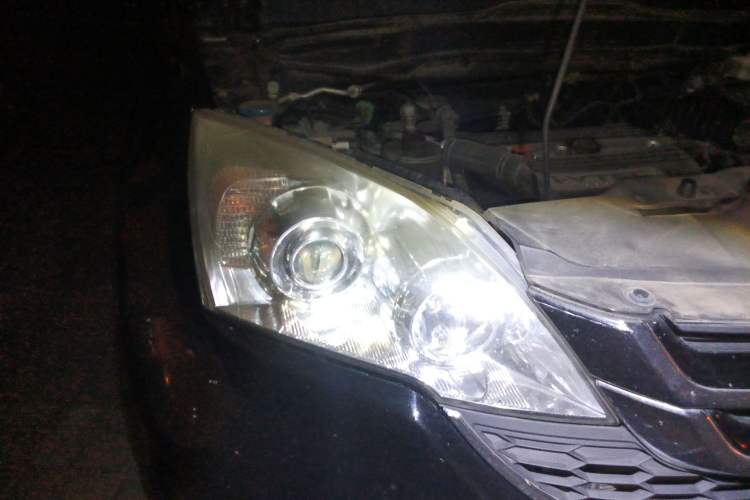 Used Honda CR-V 2010 2.4L automatic four-wheel drive luxury version Right Front Headlight