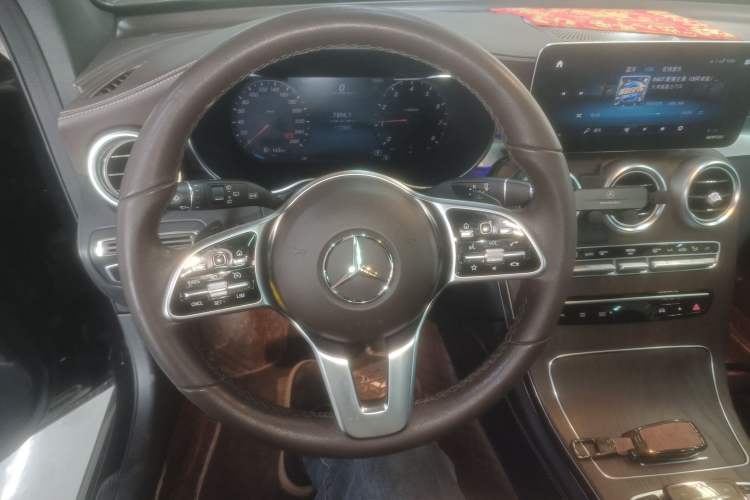 Used Mercedes-Benz GLC 2021 GLC 260 L 4MATIC Luxury Model