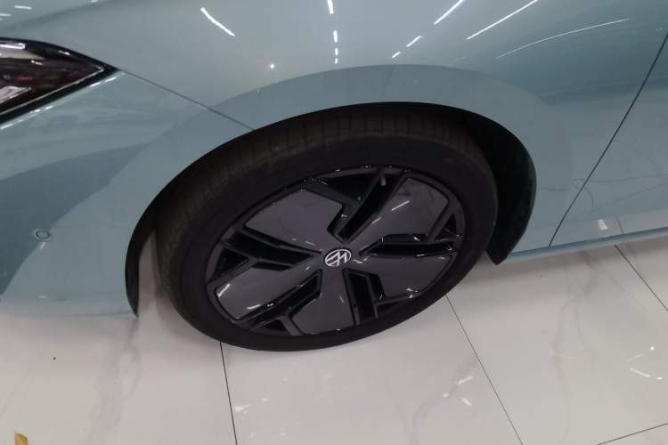 Used Volkswagen Passat 2025 Pro 380TSI Starry Dragon Luxury Edition Left Front Wheel Hub