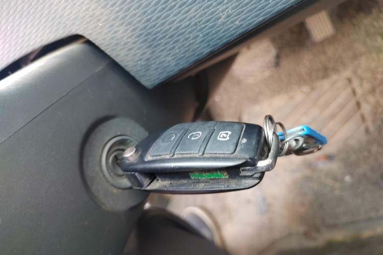 Used Farizon Xingxiang V 2022 Star Enjoy V6E Long Wheelbase Guoxuan 38.7 kWh Vehicle Key