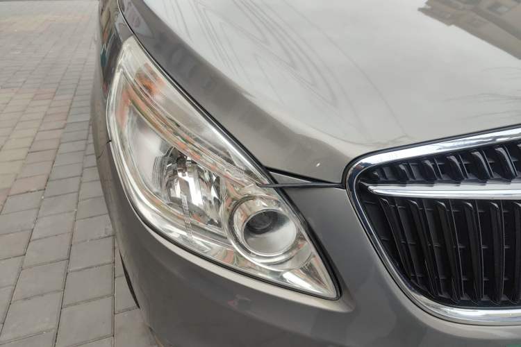 Used Buick GL8 2018 28T Luxury Model China VI Standard Right Front Headlight