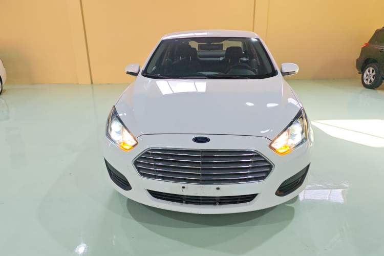 Used Ford Escort 2019 Revised 1.5L Automatic ZhiXiang Version (Tire Pressure Monitoring) China VI Standard
