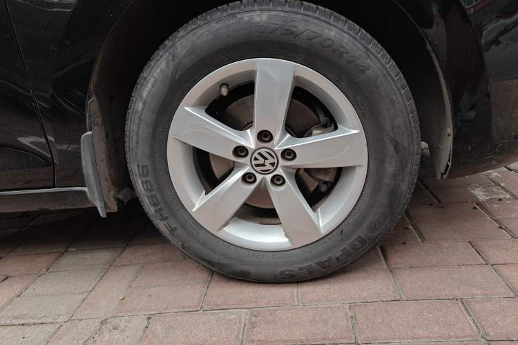 Used Volkswagen Santana 2013 1.6L Manual Fashion Edition
