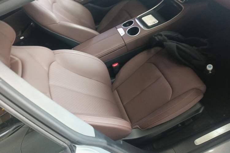 Used Leapmotor C01 2022 Rear-Drive Long-Range Version Right Front Seat