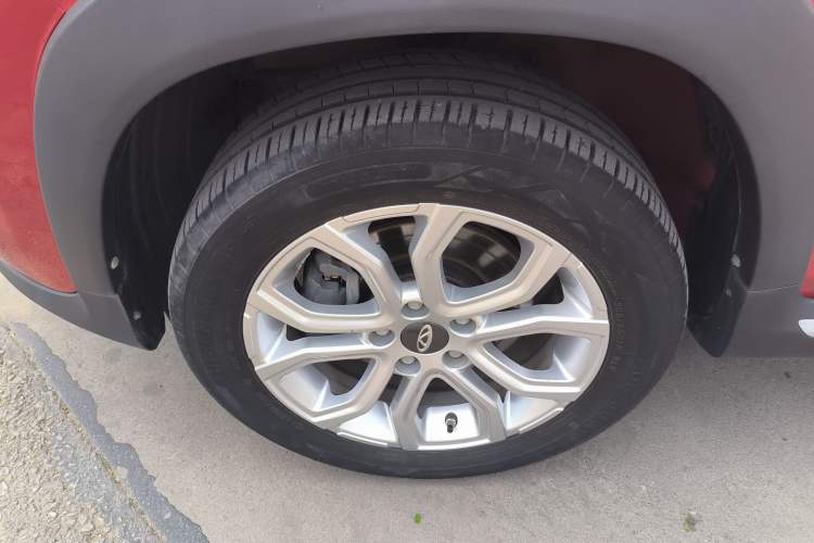 Used Chery Tiggo 3X 2021 PLUS 1.5L CVT Thrilling Red Date Edition Left Front Wheel Hub