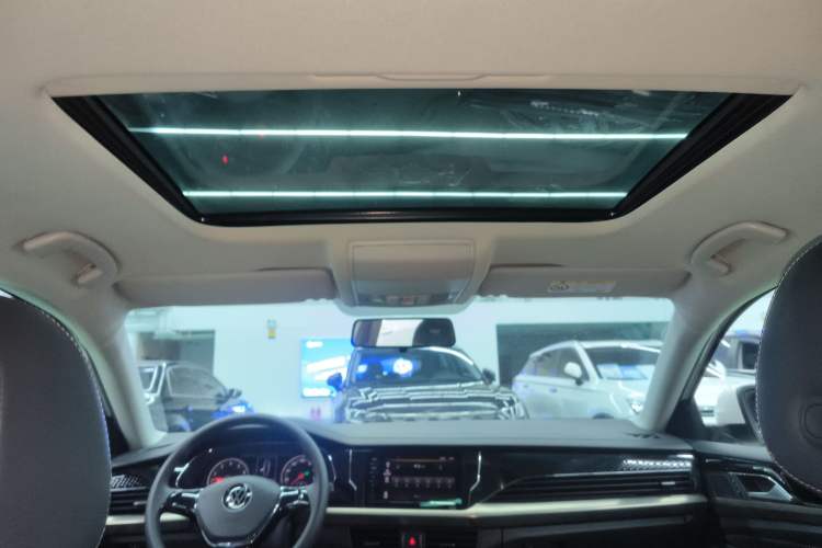 Used Volkswagen Passat 2020 Revised Version 280TSI Business Edition China VI Standard
