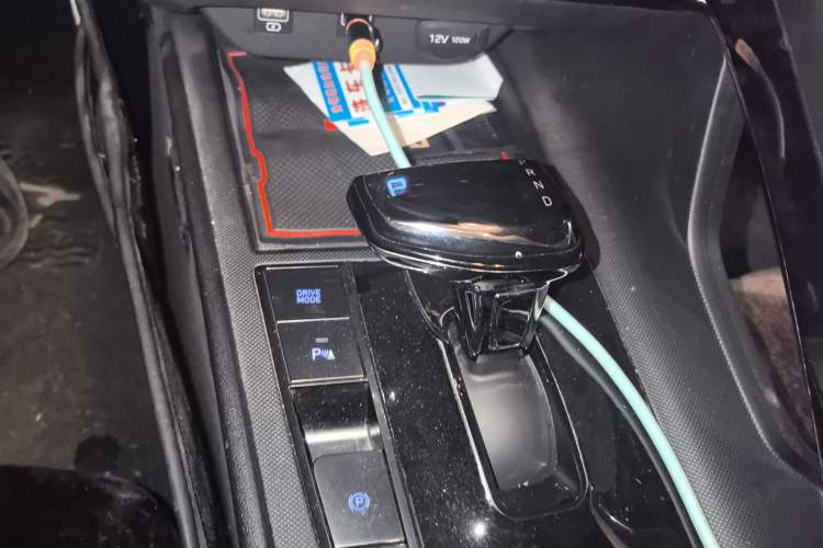 Used Hyundai Elantra 2021 240TGDi DCT TOP Flagship Edition Gear Lever