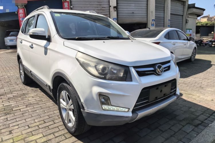 Used HYOSOW S3 2015 1.5L Luxury Model China V Standard Front Right 45 Deg