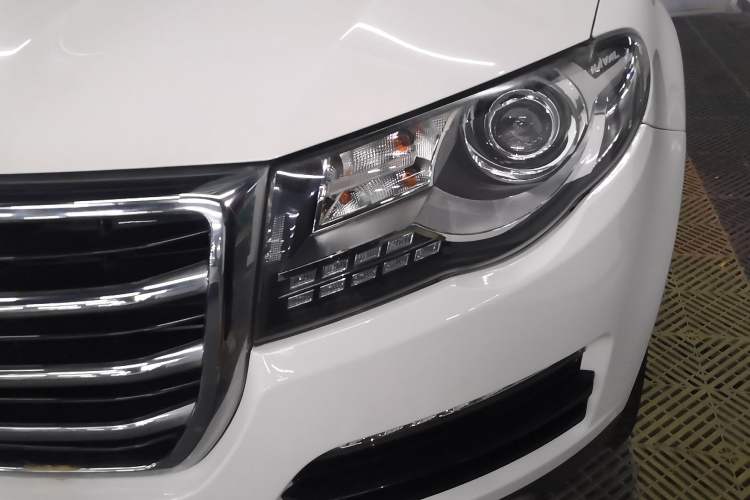 Used Haval H8 2015 2.0T Two-Wheel Drive Comfort Version
